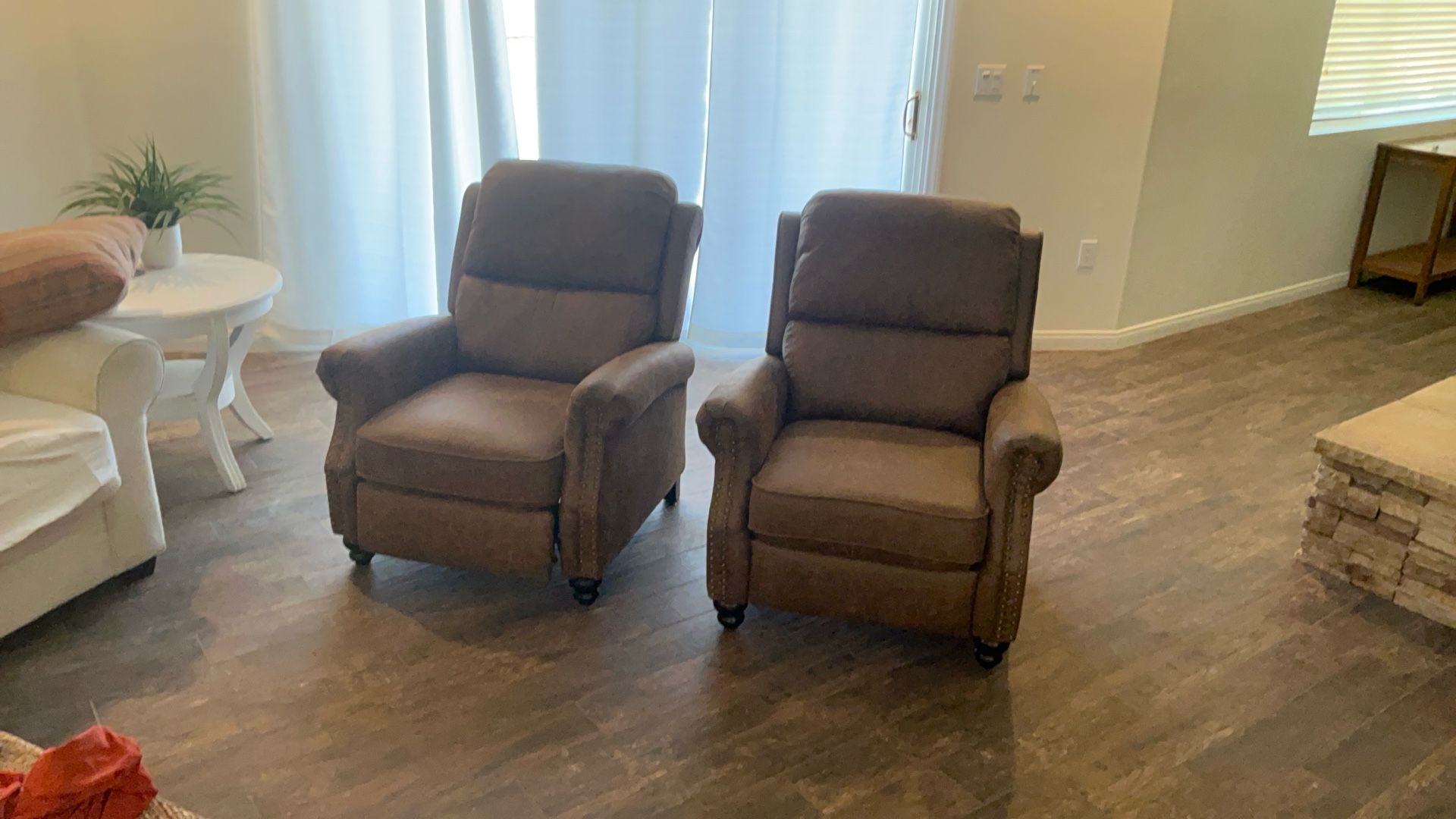 Leather Recliner Chairs