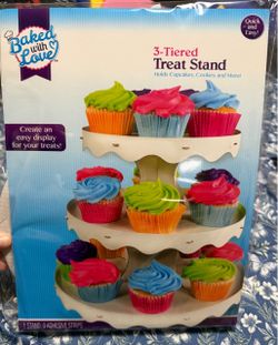 3 tiered cupcakes stand