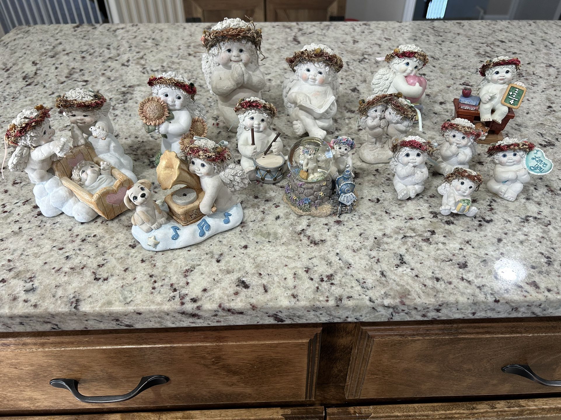 14-Piece Dreamsicle Collection