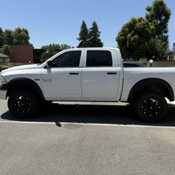 2014 Ram 1500 5.7 Hemi 