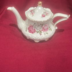 Beautiful Teapot With Flowers, New