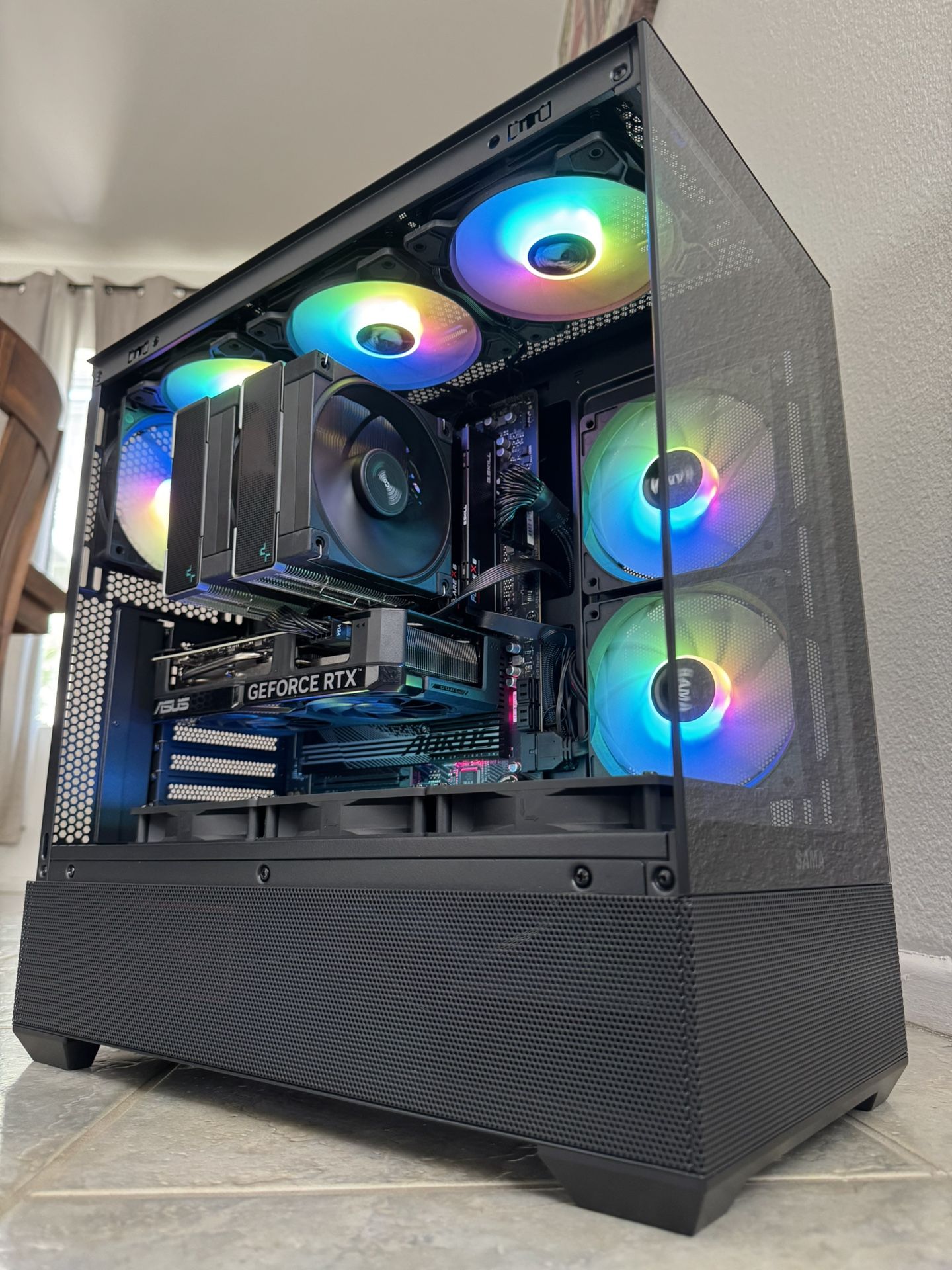 SAMA V40 Black Gaming PC ~ Ryzen 7 9700X + RTX 4070 12GB OC