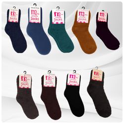 Fuzzy Socks/Calcetines Calientitos