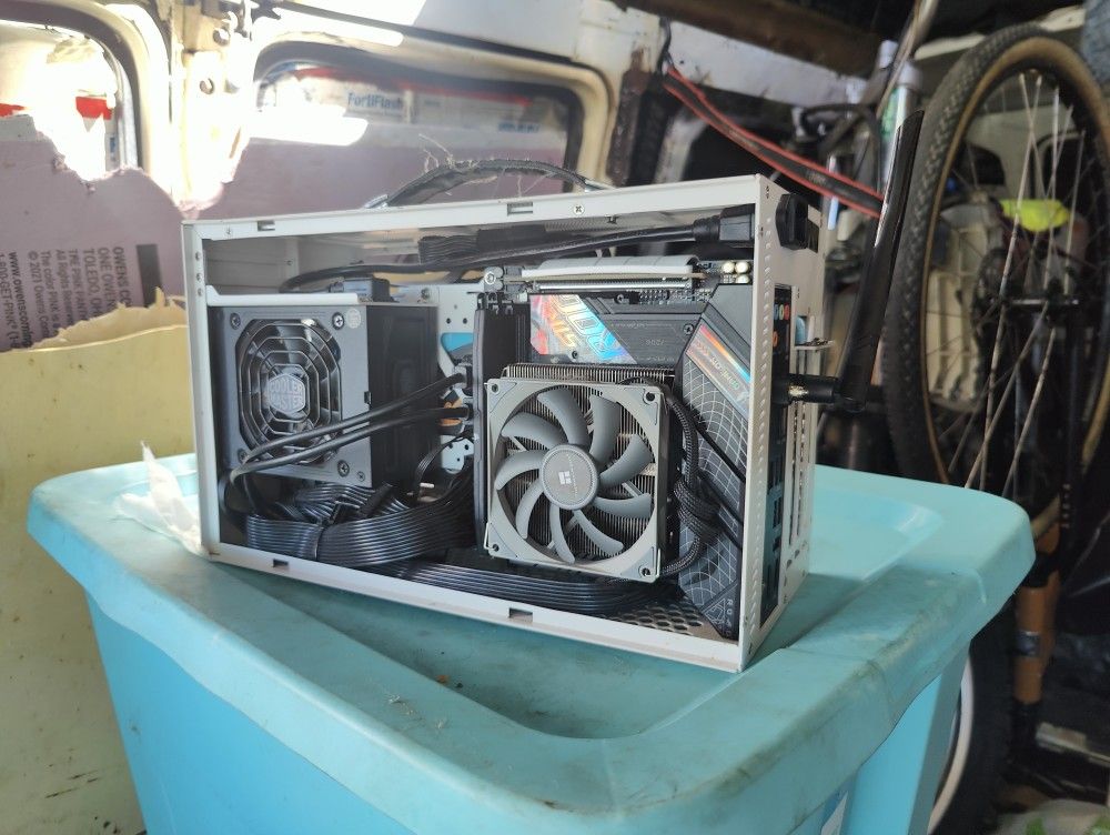 Awesome compact gaming computer. RTX 4070