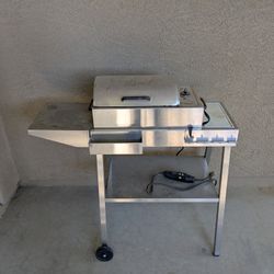 Kenyon Revolution Electric Grill