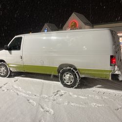 2008 Ford E-350