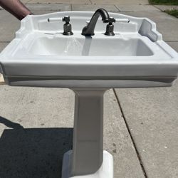 St. Thomas creation bathroom sink with Faucet 