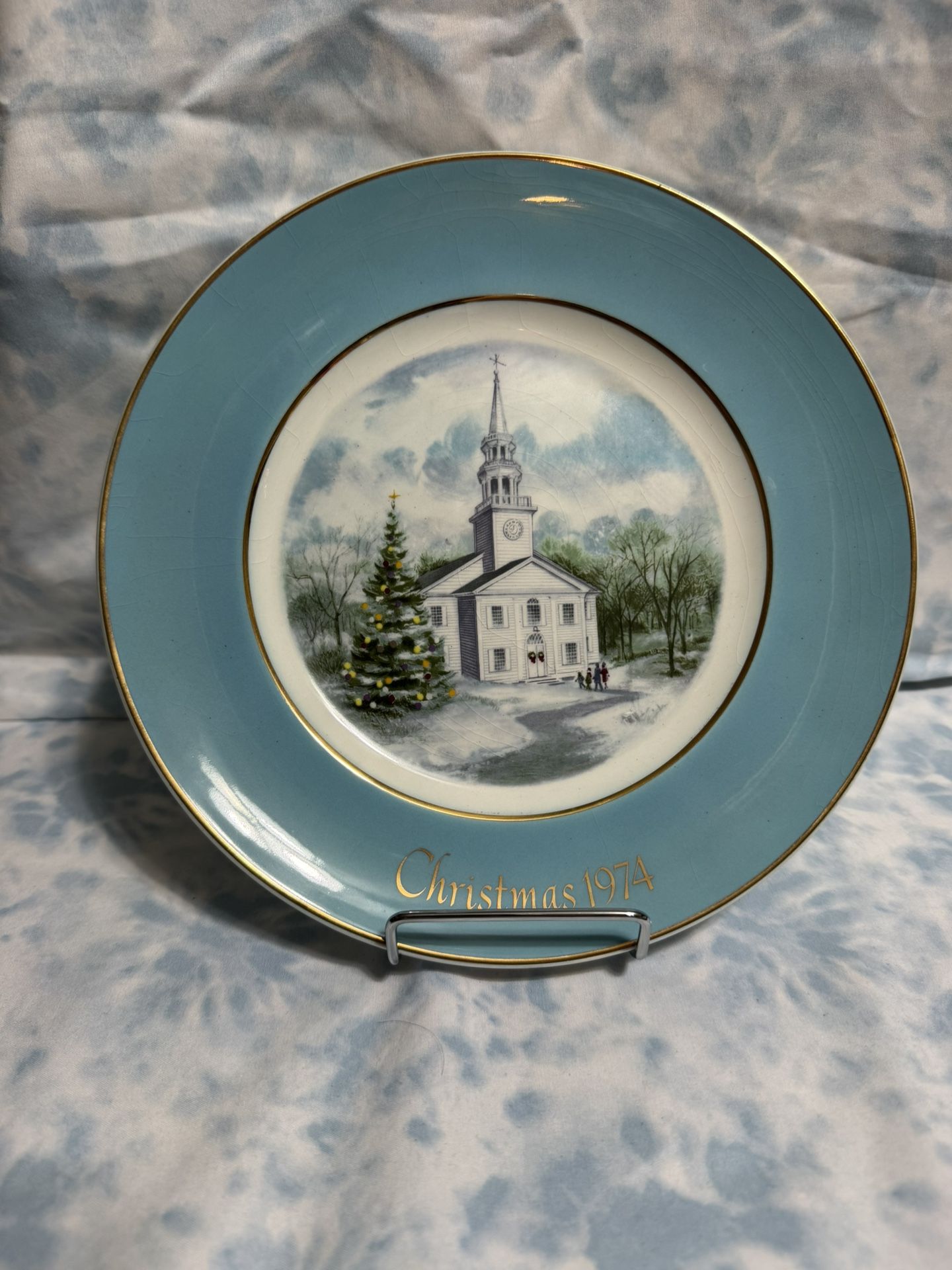 Vintage Avon Christmas Plate “Country Church” 1974