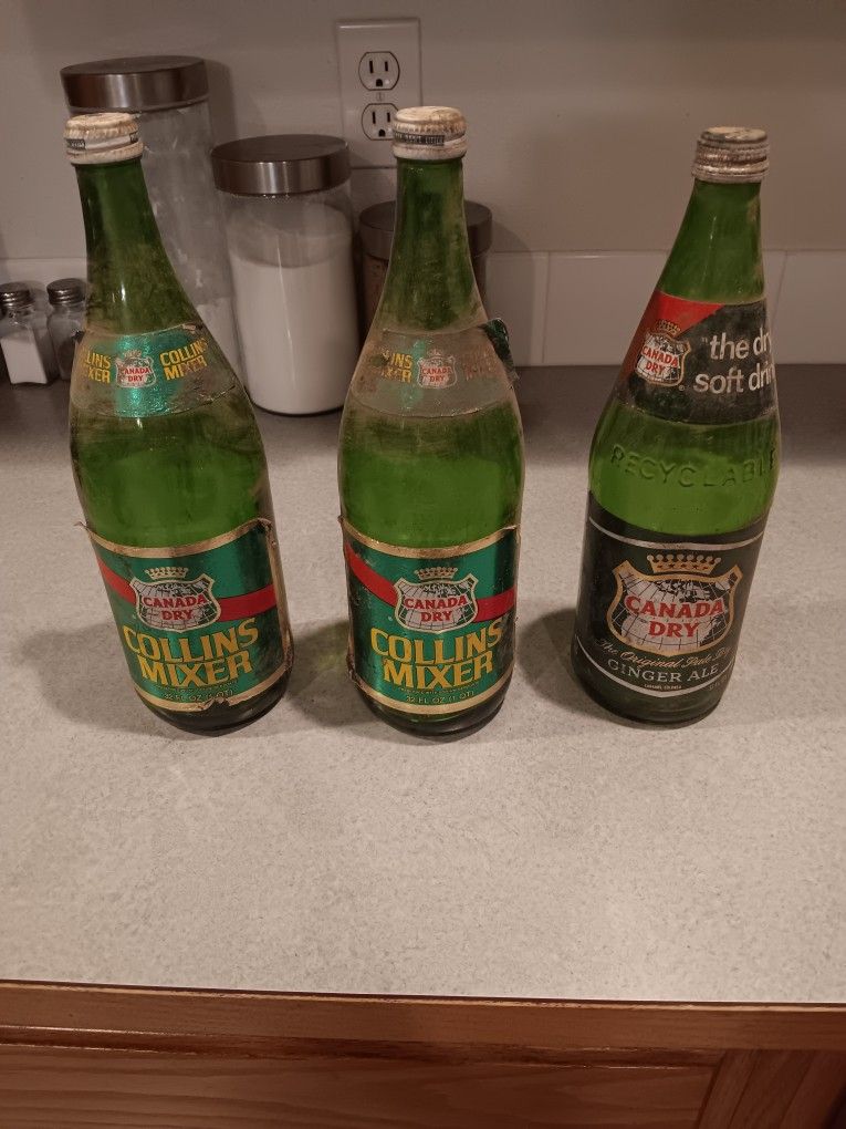 Vintage 1970's Canada Dry Collins Mixer & Ginger Ale Bottles