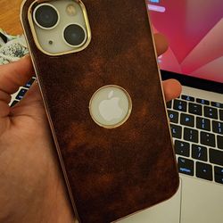 White iPhone 13 128gb Unlocked W/ Case & Screen Protector