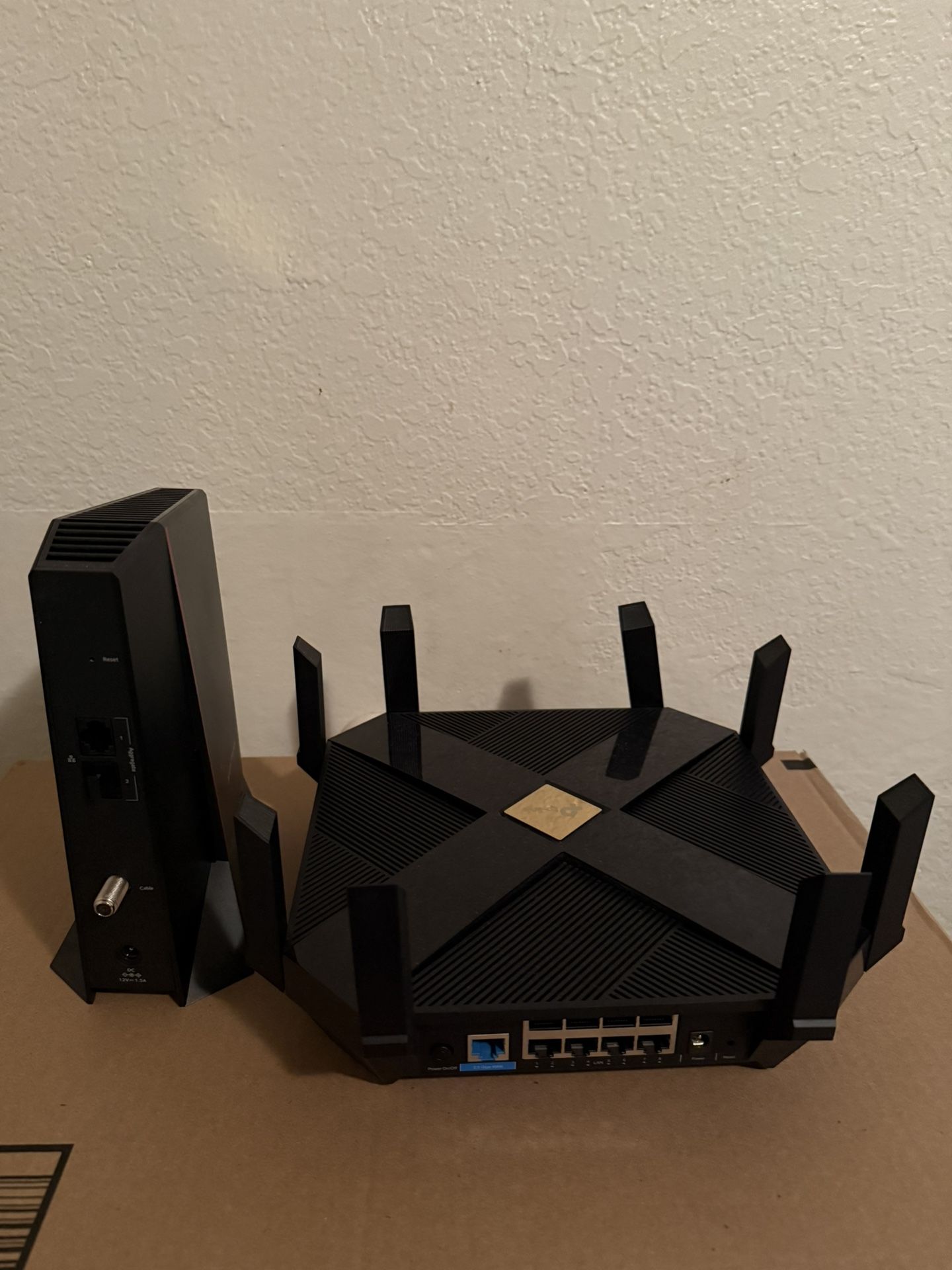 Night Hawk Modem & Tp-link Router For Sale !!!