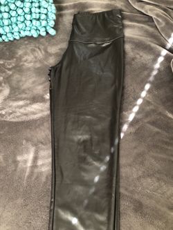 Leggings small
