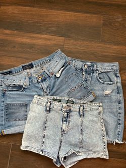 Women’s jean shorts