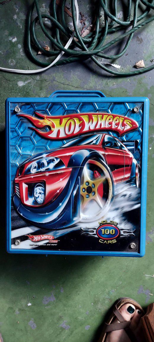 Vintage Hot Wheels Storage Case And Cars