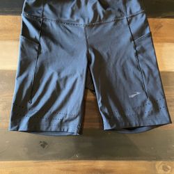 Brooks Running Shorts (L) – Black & Navy