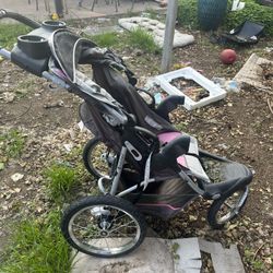 Baby Stroller. Runner 