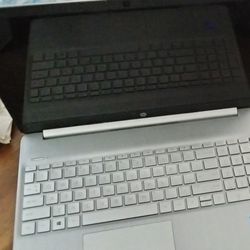 Hp Touchscreen Laptop. READ DESCRIPTION 