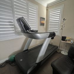 Treadmill - 550T Intensa