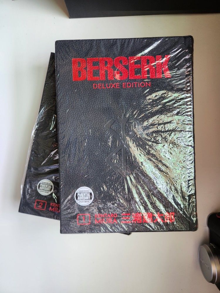 Berserk Deluxe Vol 1 & 2