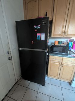 Samsung Refrigerator/Freezer