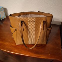 Authentic Michael Kors Handbag Brand New Still Tagged