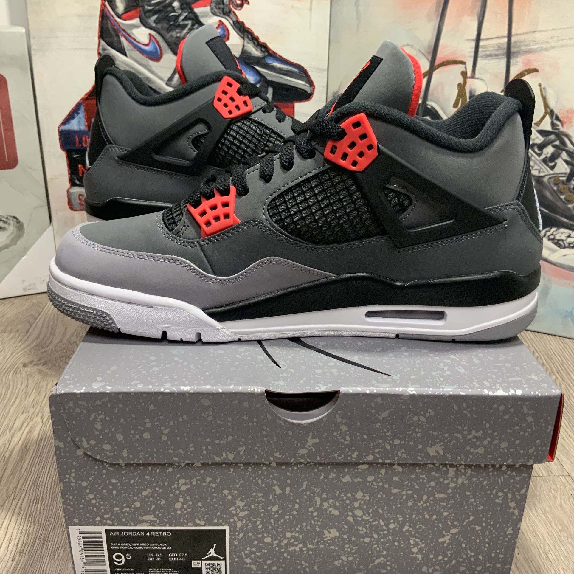 Jordan 4 Retro Infrared Shoes Brand New Size 9.5, Or 11 DH6927-061