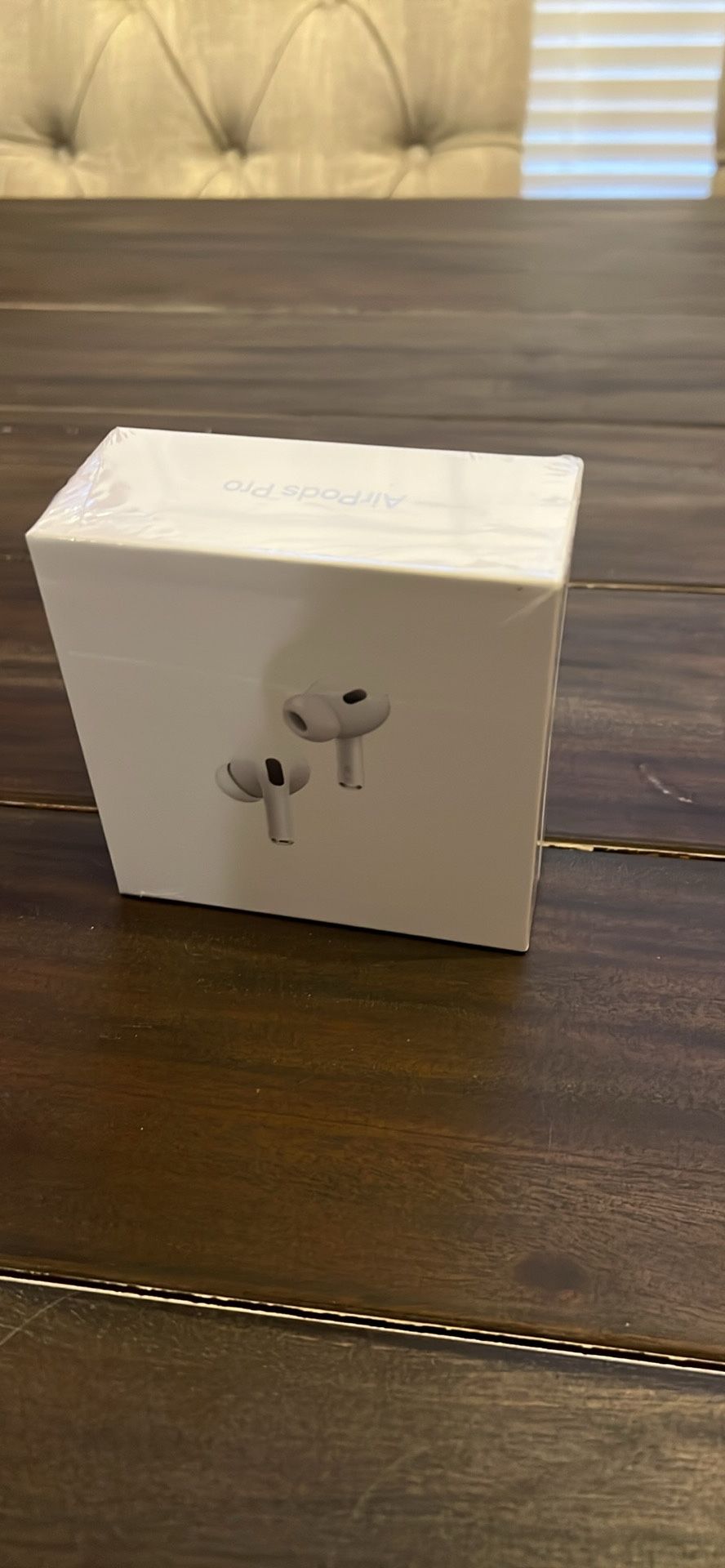 Apple AirPods Pro 2nd Generation with MagSafe Wireless Charging Case (USB‑C) NEW
