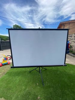 Projector Screen