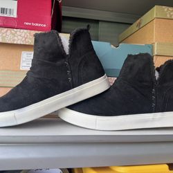New Black Sneakers /booties 