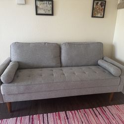 2 seater couch 