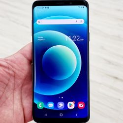 Large Unlocked Samsung Galaxy 9PLUS Excellent Condition 64GB Works With All Carriers 