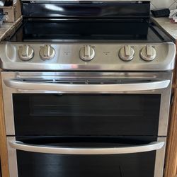 LG Electric Range w/ Double Oven