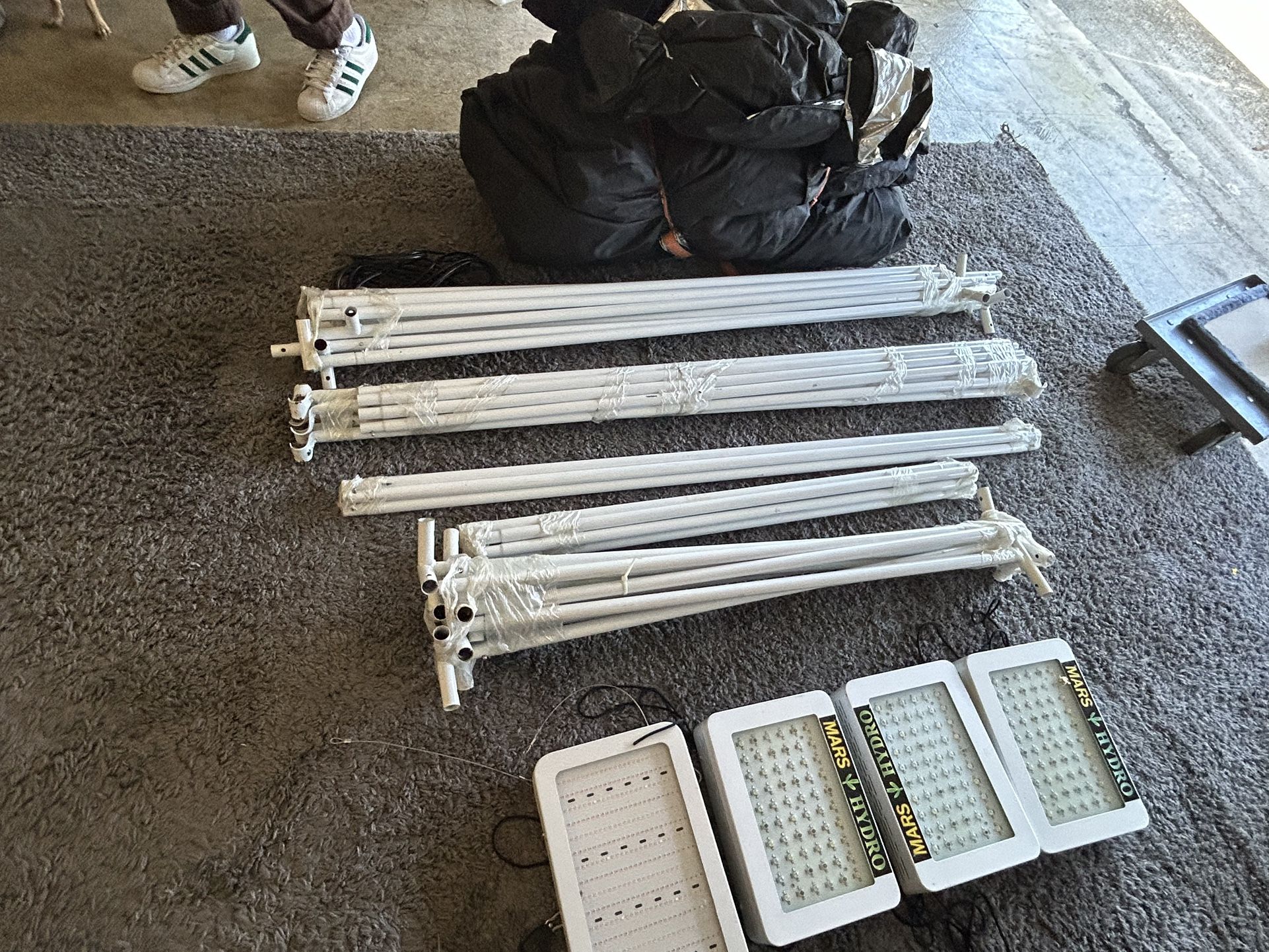 10x10 Indoor Grow Tent And Lights