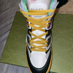 Gucci shoes