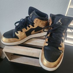 Jordans Like New 7Y, 