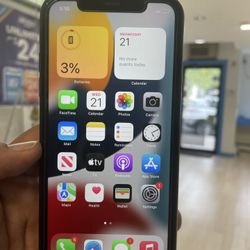 Factory Unlocked Apple iPhone 11 64gb, sold with warranty 