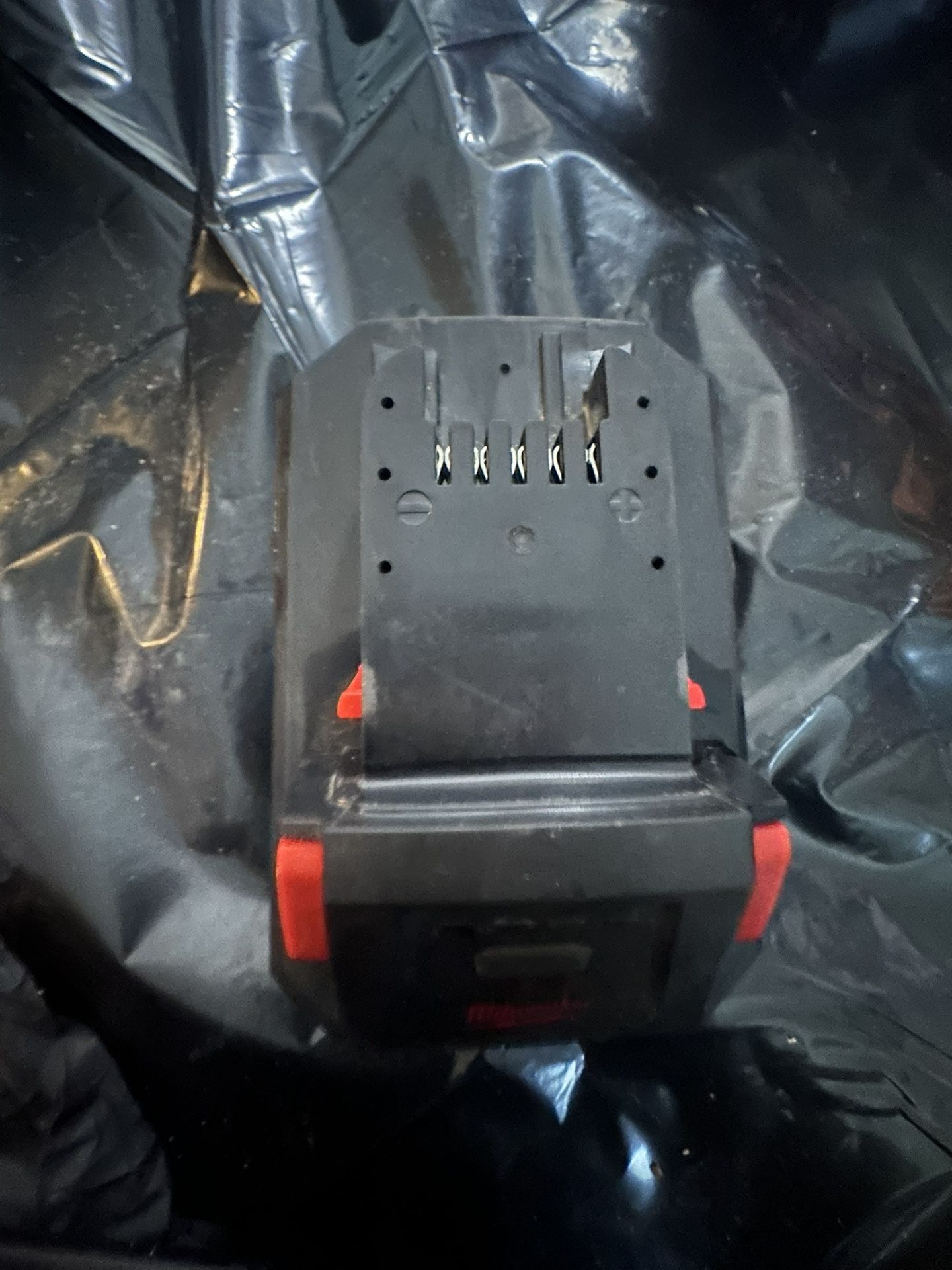 Milwaukee Forge Battery