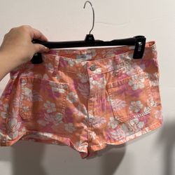 🌺 Hawaiian Girl Shorts