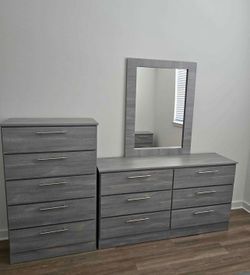 Dresser Whit Mirror And Chest  - Cómoda Con Espejo Y Gavetero
