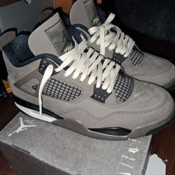 Cave Stones Jordan 4s Size 10.5