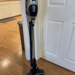 Shark Vacuum - Used 