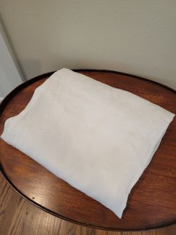 White Tablecloth w/ pattern 96X50"   There are spots