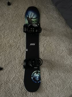Never summer West Snowboard Sz 152 (Board Only) 