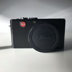 Leica D-Lux 3 10 MP Digital Camera, Black -Like New Condition- $450