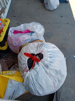 Free  girls clothes 2t-3t