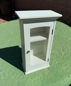 Countertop Single Door Wall Cabinet