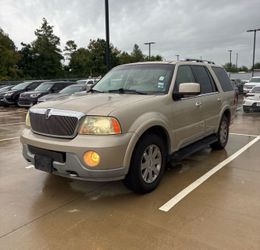 2004 Lincoln Navigator