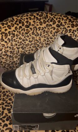 Black/Gold Jordan 11