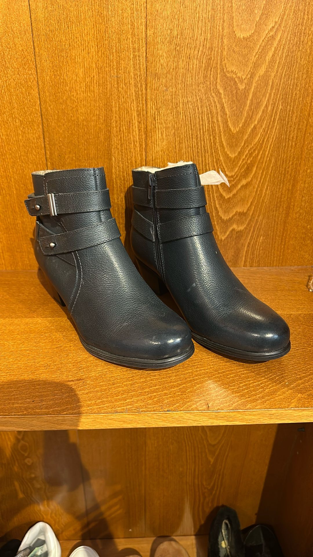 Women’s shoes - Black booties
