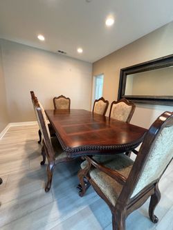 Formal dining room set with 6 chairs